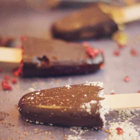 Homemade gifts: Dark hot chocolate stirrers - Amy Treasure
