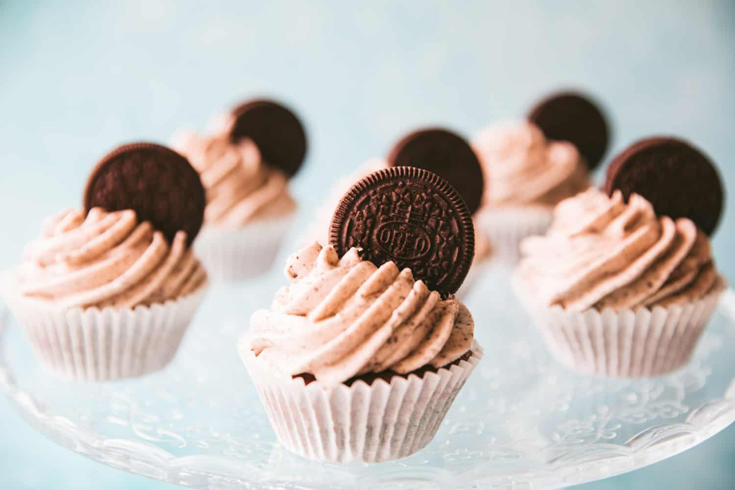 Side view of Oreo cupcakes