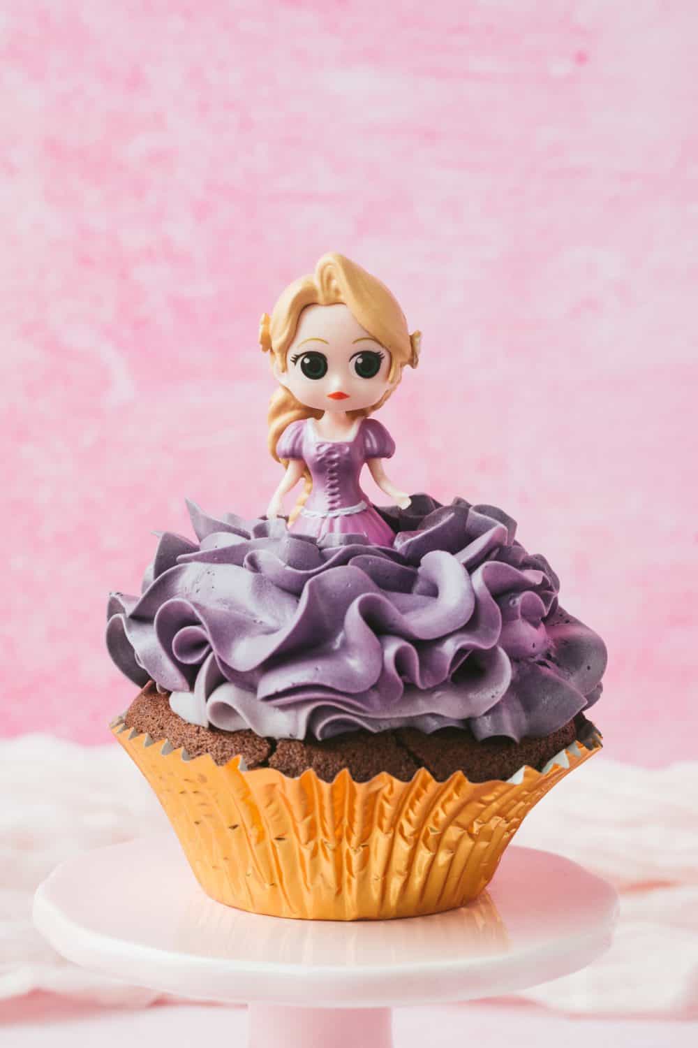 Rapunzel Cupcake for a princess party. 